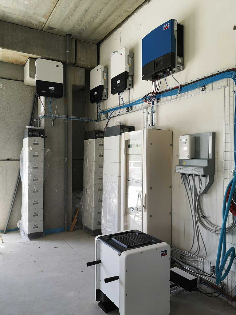 Gruppo batterie di accumulo replanet caso aziendale